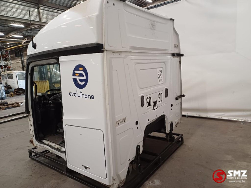 Mercedes-Benz Occ cabine Mercedes - Cabine en interieur voor Vrachtwagen: afbeelding 2 Mercedes-Benz Occ cabine Mercedes - Cabine en interieur voor Vrachtwagen: afbeelding 2