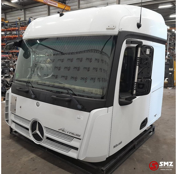 Mercedes-Benz Occ cabine Mercedes - Cabine en interieur voor Vrachtwagen: afbeelding 2 Mercedes-Benz Occ cabine Mercedes - Cabine en interieur voor Vrachtwagen: afbeelding 2