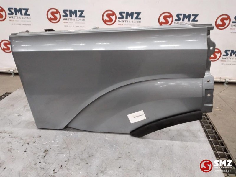 Mercedes-Benz Occ deurverlenger rechts actros mp4 - Fender voor Vrachtwagen: afbeelding 1 Mercedes-Benz Occ deurverlenger rechts actros mp4 - Fender voor Vrachtwagen: afbeelding 1