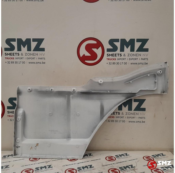 Mercedes-Benz Occ deurverlenging links Mercedes - Deur en onderdelen voor Vrachtwagen: afbeelding 2 Mercedes-Benz Occ deurverlenging links Mercedes - Deur en onderdelen voor Vrachtwagen: afbeelding 2