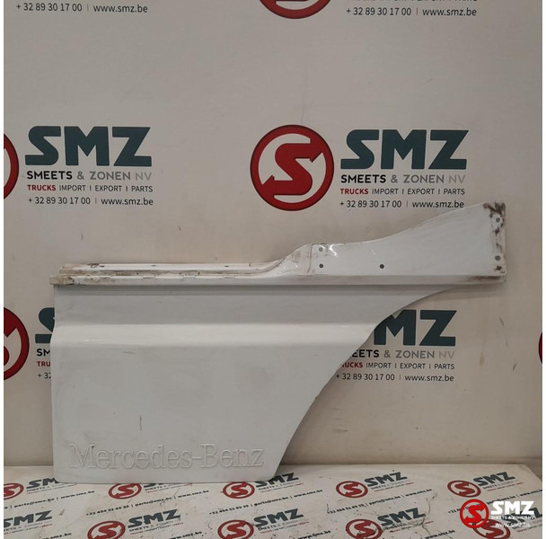 Mercedes-Benz Occ deurverlenging links Mercedes - Deur en onderdelen voor Vrachtwagen: afbeelding 1 Mercedes-Benz Occ deurverlenging links Mercedes - Deur en onderdelen voor Vrachtwagen: afbeelding 1