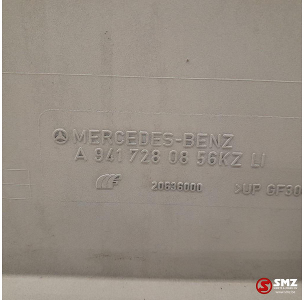 Mercedes-Benz Occ deurverlenging links Mercedes - Deur en onderdelen voor Vrachtwagen: afbeelding 3 Mercedes-Benz Occ deurverlenging links Mercedes - Deur en onderdelen voor Vrachtwagen: afbeelding 3