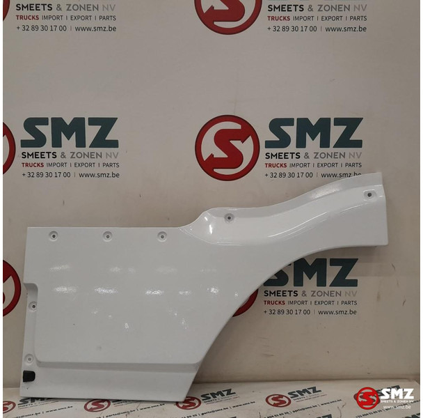 Mercedes-Benz Occ deurverlenging rechts Mercedes - Deur en onderdelen voor Vrachtwagen: afbeelding 1 Mercedes-Benz Occ deurverlenging rechts Mercedes - Deur en onderdelen voor Vrachtwagen: afbeelding 1