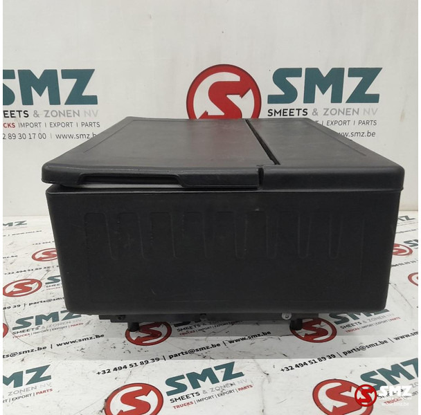 Mercedes-Benz Occ koelkast Mercedes - Cabine en interieur voor Vrachtwagen: afbeelding 4 Mercedes-Benz Occ koelkast Mercedes - Cabine en interieur voor Vrachtwagen: afbeelding 4