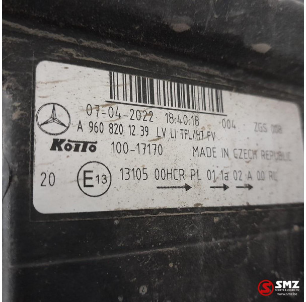 Mercedes-Benz Occ koplamp links Mercedes - Koplamp voor Vrachtwagen: afbeelding 3 Mercedes-Benz Occ koplamp links Mercedes - Koplamp voor Vrachtwagen: afbeelding 3