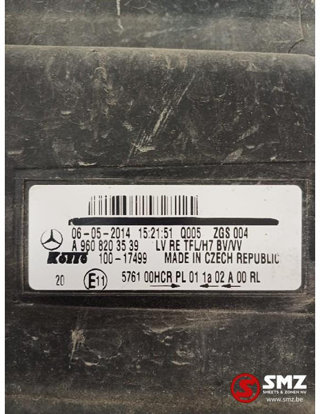 Mercedes-Benz Occ koplamp rechts RHD Mercedes - Koplamp voor Vrachtwagen: afbeelding 3 Mercedes-Benz Occ koplamp rechts RHD Mercedes - Koplamp voor Vrachtwagen: afbeelding 3