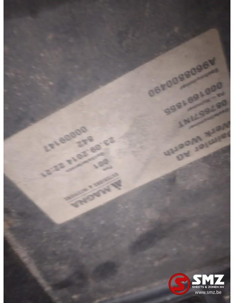 Mercedes-Benz Occ koplampdrager rechts Mercedes - Koplamp voor Vrachtwagen: afbeelding 4 Mercedes-Benz Occ koplampdrager rechts Mercedes - Koplamp voor Vrachtwagen: afbeelding 4