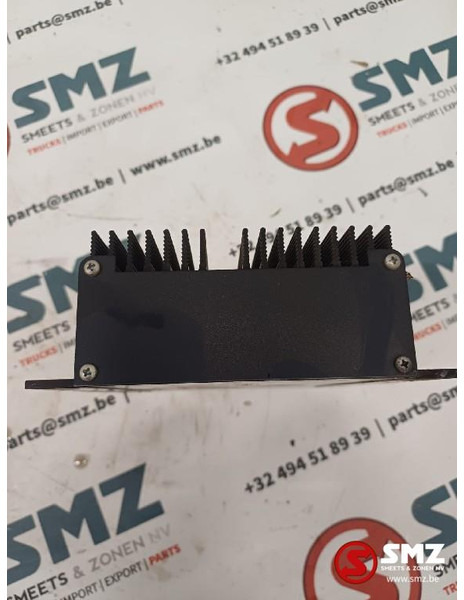 Mercedes-Benz Occ omvormer 24/12V 18A Mercedes - Elektrisch systeem voor Vrachtwagen: afbeelding 3 Mercedes-Benz Occ omvormer 24/12V 18A Mercedes - Elektrisch systeem voor Vrachtwagen: afbeelding 3