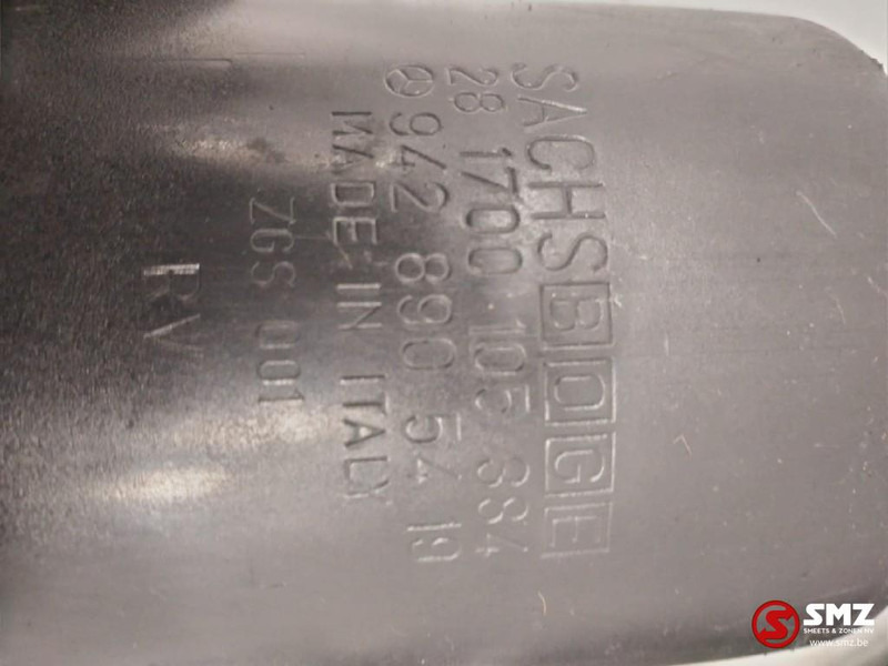 Mercedes-Benz Occ set cabineschokdempers Mercedes - Cabinevering voor Vrachtwagen: afbeelding 2 Mercedes-Benz Occ set cabineschokdempers Mercedes - Cabinevering voor Vrachtwagen: afbeelding 2