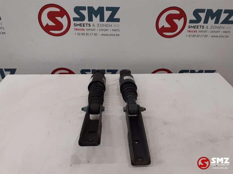 Mercedes-Benz Occ set schokdempers cabinevering Mercedes - Cabinevering voor Vrachtwagen: afbeelding 1 Mercedes-Benz Occ set schokdempers cabinevering Mercedes - Cabinevering voor Vrachtwagen: afbeelding 1