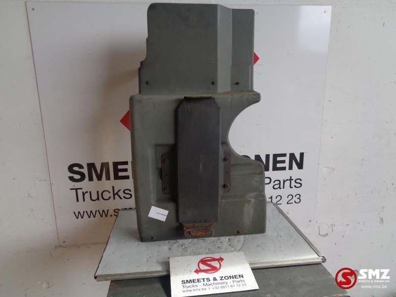 Mercedes-Benz Occ spatbord links voor ACTROS MP2 MEGA - Fender voor Vrachtwagen: afbeelding 1 Mercedes-Benz Occ spatbord links voor ACTROS MP2 MEGA - Fender voor Vrachtwagen: afbeelding 1