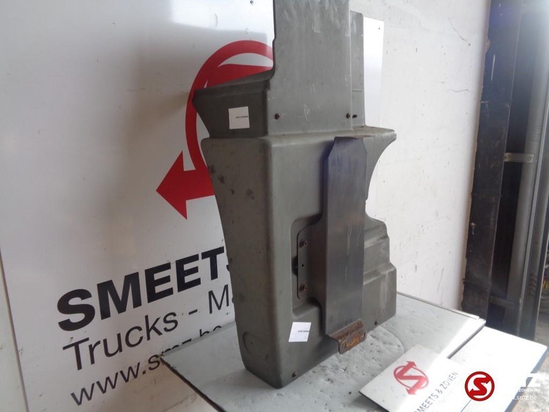 Mercedes-Benz Occ spatbord links voor ACTROS MP2 MEGA - Fender voor Vrachtwagen: afbeelding 2 Mercedes-Benz Occ spatbord links voor ACTROS MP2 MEGA - Fender voor Vrachtwagen: afbeelding 2