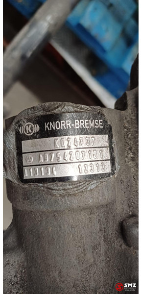 Mercedes-Benz Occ vooras VL3/23DC-5.3 + set bladveren vooras Mer - Stuurinrichting voor Vrachtwagen: afbeelding 5 Mercedes-Benz Occ vooras VL3/23DC-5.3 + set bladveren vooras Mer - Stuurinrichting voor Vrachtwagen: afbeelding 5