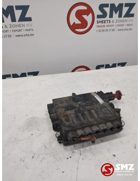 Mercedes-Benz Occ zekeringskast Mercedes Actros MP4 A9605460640 - Elektrisch systeem voor Vrachtwagen: afbeelding 2 Mercedes-Benz Occ zekeringskast Mercedes Actros MP4 A9605460640 - Elektrisch systeem voor Vrachtwagen: afbeelding 2