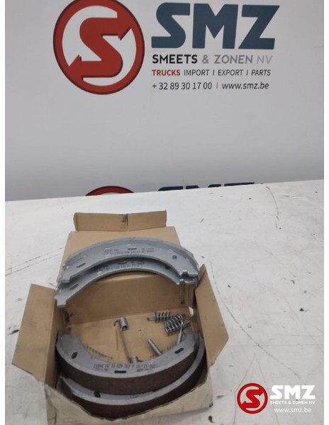 Mercedes-Benz Remschoen achter mercedes vito w638 a0034207020 - Remdelen voor Vrachtwagen: afbeelding 1 Mercedes-Benz Remschoen achter mercedes vito w638 a0034207020 - Remdelen voor Vrachtwagen: afbeelding 1