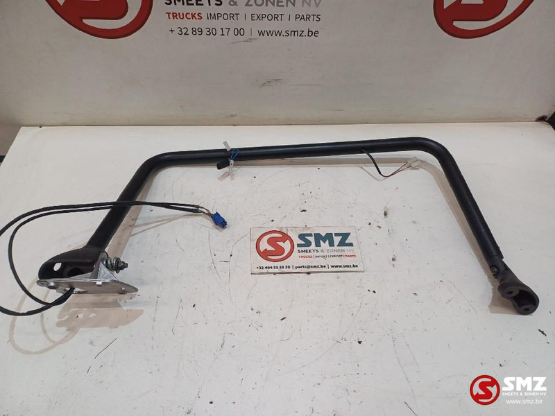 Mercedes-Benz Spiegelhouder links Mercedes - Achteruitkijkspiegel voor Vrachtwagen: afbeelding 2 Mercedes-Benz Spiegelhouder links Mercedes - Achteruitkijkspiegel voor Vrachtwagen: afbeelding 2