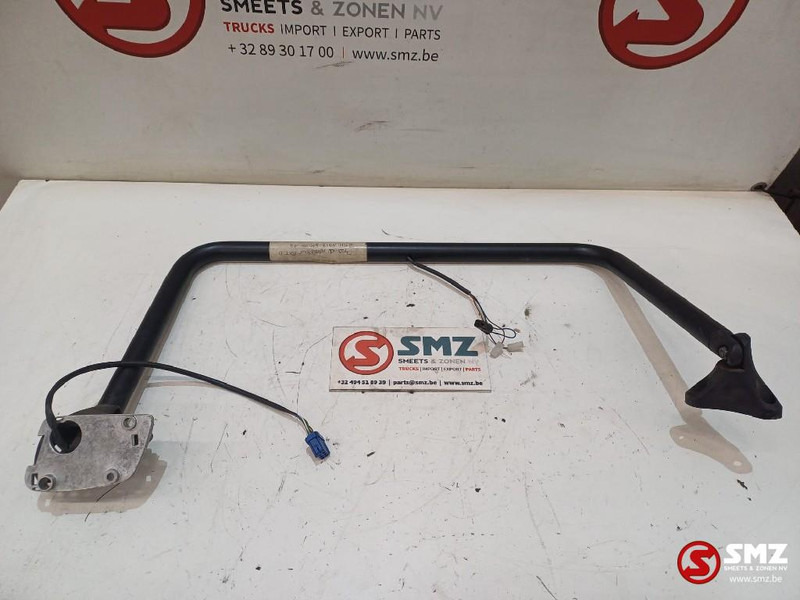 Mercedes-Benz Spiegelhouder rechts Mercedes - Achteruitkijkspiegel voor Vrachtwagen: afbeelding 2 Mercedes-Benz Spiegelhouder rechts Mercedes - Achteruitkijkspiegel voor Vrachtwagen: afbeelding 2