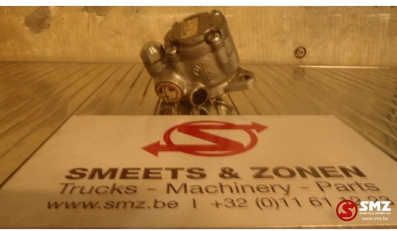 Mercedes-Benz Stuurbekrachtigingspomp Mercedes Atego - Hydraulische pomp voor Vrachtwagen: afbeelding 1 Mercedes-Benz Stuurbekrachtigingspomp Mercedes Atego - Hydraulische pomp voor Vrachtwagen: afbeelding 1