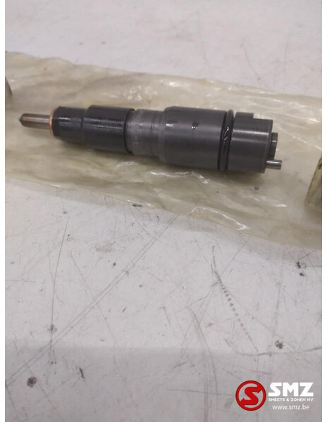 Mercedes-Benz Verstuiver mercedes atego axor a0060171421 - Brandstoftoevoer voor Vrachtwagen: afbeelding 1 Mercedes-Benz Verstuiver mercedes atego axor a0060171421 - Brandstoftoevoer voor Vrachtwagen: afbeelding 1