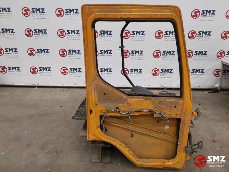 Renault Occ Deur links Renault Premium - Deur en onderdelen voor Vrachtwagen: afbeelding 2 Renault Occ Deur links Renault Premium - Deur en onderdelen voor Vrachtwagen: afbeelding 2