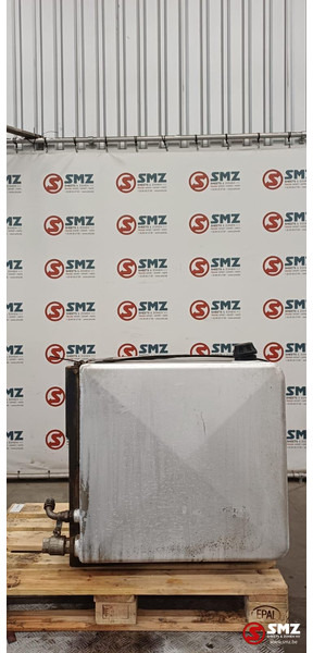 Renault Occ hydraulische tank 250L + materiaalkast Renault - Hydrauliektank voor Vrachtwagen: afbeelding 3 Renault Occ hydraulische tank 250L + materiaalkast Renault - Hydrauliektank voor Vrachtwagen: afbeelding 3