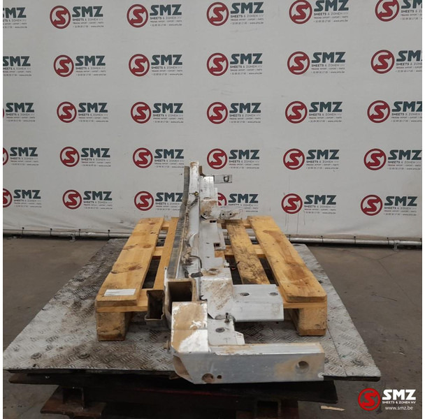 Renault Occ onderrijdbeveiliging Renault - Bumper voor Vrachtwagen: afbeelding 4 Renault Occ onderrijdbeveiliging Renault - Bumper voor Vrachtwagen: afbeelding 4