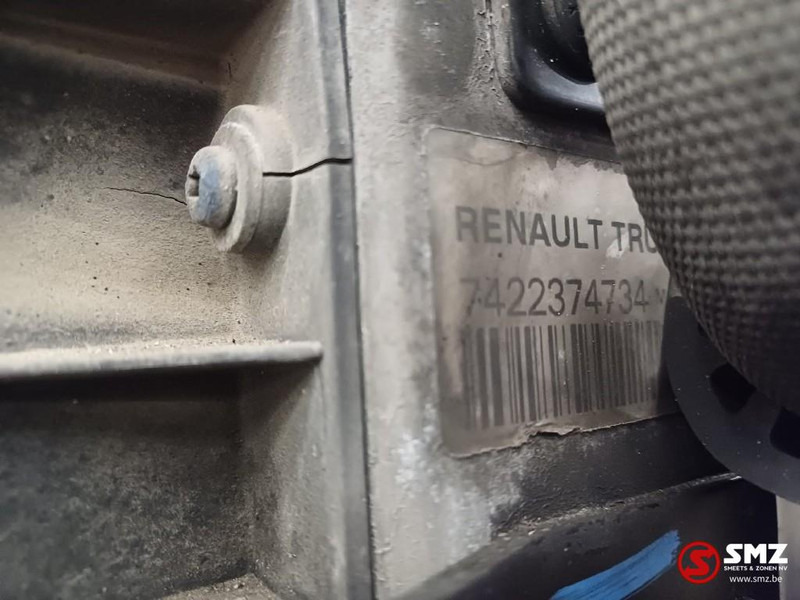 Renault Occ radiator + intercooler Renault - Radiateur voor Vrachtwagen: afbeelding 3 Renault Occ radiator + intercooler Renault - Radiateur voor Vrachtwagen: afbeelding 3