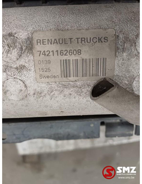 Renault Occ radiator + intercooler Renault - Radiateur voor Vrachtwagen: afbeelding 4 Renault Occ radiator + intercooler Renault - Radiateur voor Vrachtwagen: afbeelding 4