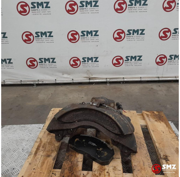 Renault Occ remklauw rechts Renault - Remklauw voor Vrachtwagen: afbeelding 2 Renault Occ remklauw rechts Renault - Remklauw voor Vrachtwagen: afbeelding 2