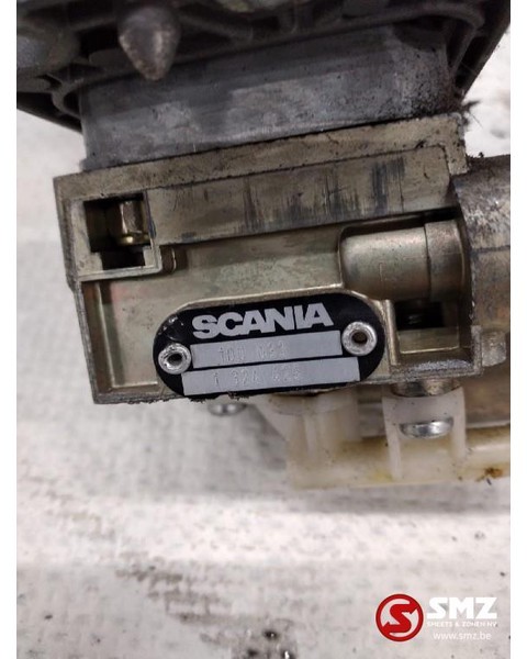 Scania Occ handremventiel Scania 4-serie - Cabine en interieur voor Vrachtwagen: afbeelding 2 Scania Occ handremventiel Scania 4-serie - Cabine en interieur voor Vrachtwagen: afbeelding 2