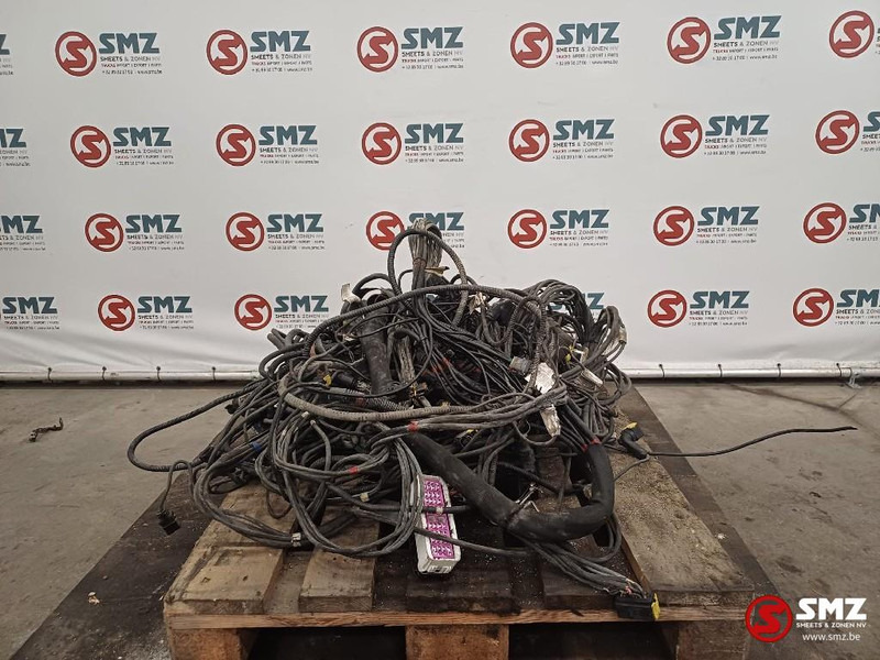 Scania Occ lot kabelbomen Scania - Kabels/ Draden voor Vrachtwagen: afbeelding 4 Scania Occ lot kabelbomen Scania - Kabels/ Draden voor Vrachtwagen: afbeelding 4