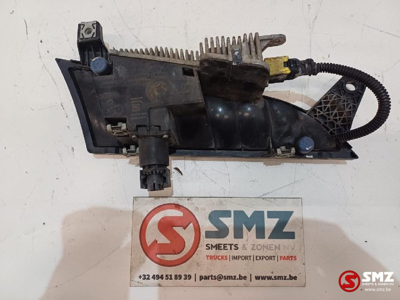 Scania Occ mistlicht links Scania - Mistlamp voor Vrachtwagen: afbeelding 2 Scania Occ mistlicht links Scania - Mistlamp voor Vrachtwagen: afbeelding 2