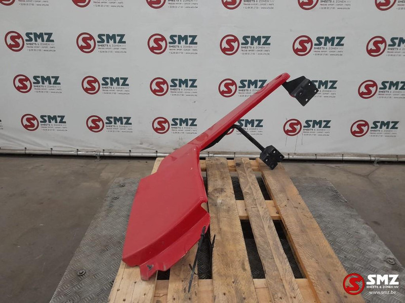 Volvo Occ cabinespoiler rechtsboven Volvo - Aerokit/ Spoiler voor Vrachtwagen: afbeelding 4 Volvo Occ cabinespoiler rechtsboven Volvo - Aerokit/ Spoiler voor Vrachtwagen: afbeelding 4