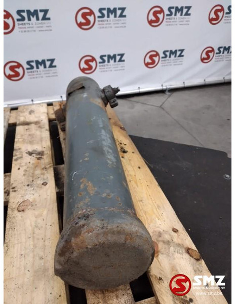 Volvo Occ hydraulische zuiger 92 cm 4x uitschuifbaar - Hydraulica voor Vrachtwagen: afbeelding 3 Volvo Occ hydraulische zuiger 92 cm 4x uitschuifbaar - Hydraulica voor Vrachtwagen: afbeelding 3