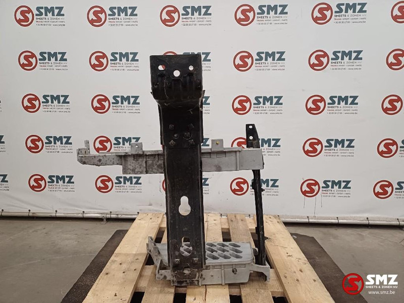 Volvo Occ opstap links Volvo - Cabine en interieur voor Vrachtwagen: afbeelding 2 Volvo Occ opstap links Volvo - Cabine en interieur voor Vrachtwagen: afbeelding 2