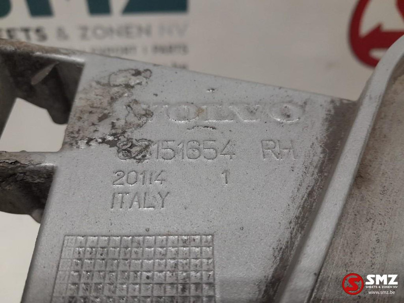 Volvo Occ opstapbak rechts Volvo - Cabine en interieur voor Vrachtwagen: afbeelding 3 Volvo Occ opstapbak rechts Volvo - Cabine en interieur voor Vrachtwagen: afbeelding 3