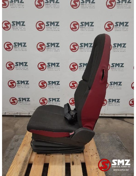 Volvo Occ passagiersstoel Volvo - Cabine en interieur voor Vrachtwagen: afbeelding 4 Volvo Occ passagiersstoel Volvo - Cabine en interieur voor Vrachtwagen: afbeelding 4