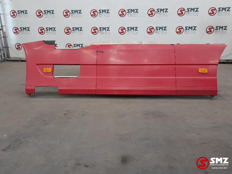 Volvo Occ side skirt links Volvo - Frame/ Chassis voor Vrachtwagen: afbeelding 1 Volvo Occ side skirt links Volvo - Frame/ Chassis voor Vrachtwagen: afbeelding 1