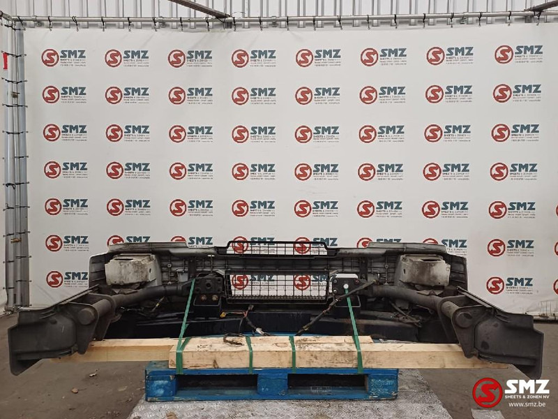 Volvo Occ voorbumper Volvo - Bumper voor Vrachtwagen: afbeelding 2 Volvo Occ voorbumper Volvo - Bumper voor Vrachtwagen: afbeelding 2