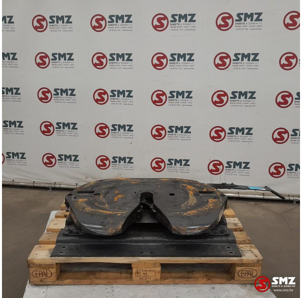 Jost Occ koppelschotel + montageplaat JSK40 Jost - Koppelschotel voor Vrachtwagen: afbeelding 1 Jost Occ koppelschotel + montageplaat JSK40 Jost - Koppelschotel voor Vrachtwagen: afbeelding 1