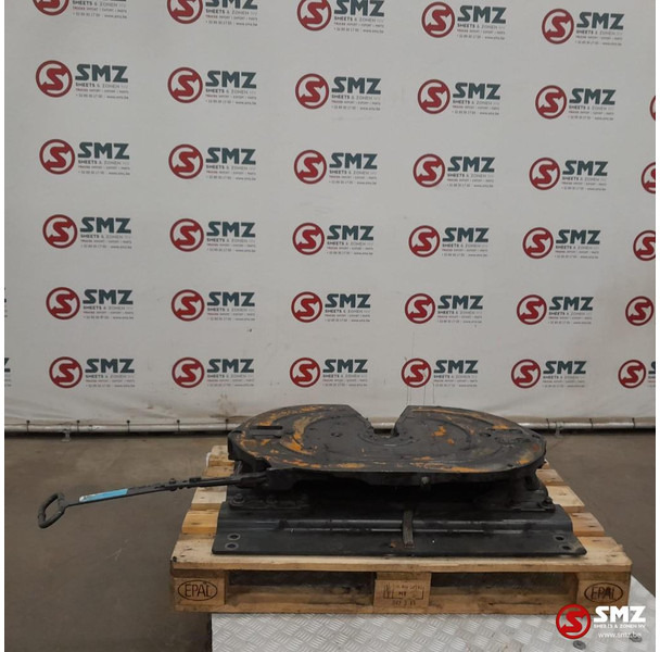 Jost Occ koppelschotel + montageplaat JSK40 Jost - Koppelschotel voor Vrachtwagen: afbeelding 2 Jost Occ koppelschotel + montageplaat JSK40 Jost - Koppelschotel voor Vrachtwagen: afbeelding 2