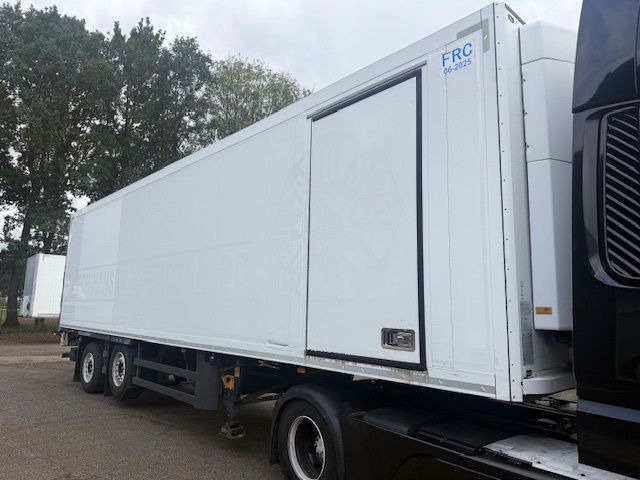Schmitz Cargobull City stuuras liftas - Koelwagen oplegger: afbeelding 4 Schmitz Cargobull City stuuras liftas - Koelwagen oplegger: afbeelding 4