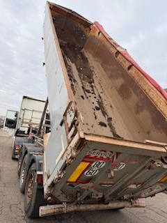 Schmitz Cargobull Stalen kipper 24 cub - Kipper oplegger: afbeelding 2 Schmitz Cargobull Stalen kipper 24 cub - Kipper oplegger: afbeelding 2