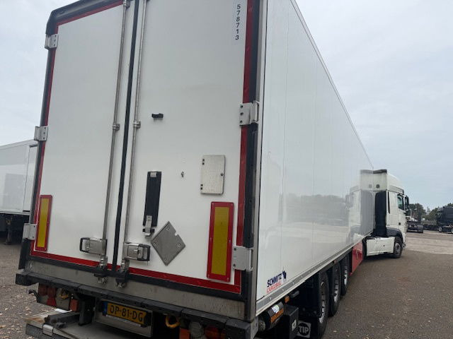 Schmitz Cargobull Thermoking SLXe 300 weinig uren Laadklep Liftas - Koelwagen oplegger: afbeelding 3 Schmitz Cargobull Thermoking SLXe 300 weinig uren Laadklep Liftas - Koelwagen oplegger: afbeelding 3