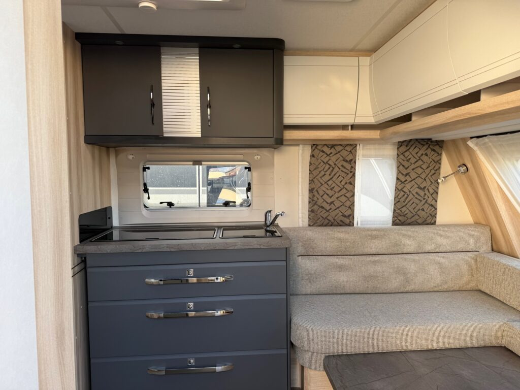 HOBBY DE LUXE 495 WFB 2025 - Caravan: afbeelding 5 HOBBY DE LUXE 495 WFB 2025 - Caravan: afbeelding 5