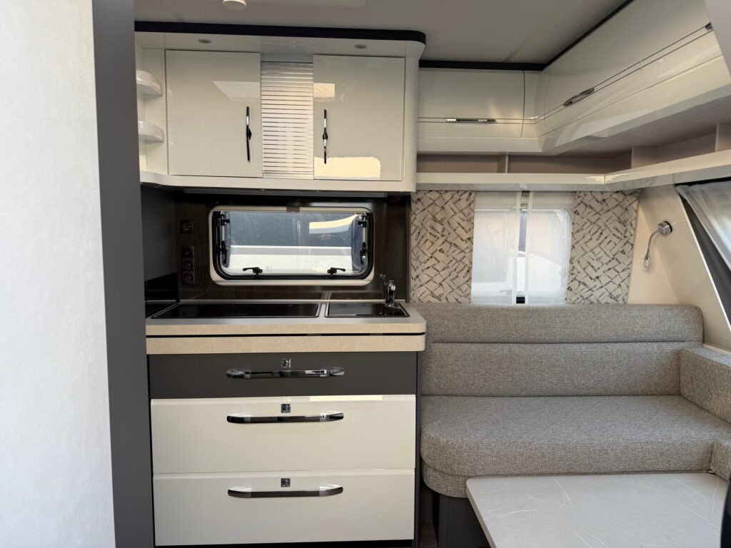 HOBBY EXCELLENT 495 WFB 2025 - Caravan: afbeelding 5 HOBBY EXCELLENT 495 WFB 2025 - Caravan: afbeelding 5