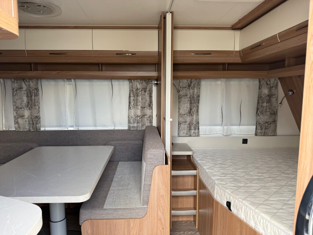 Hobby 545 KMF DE LUXE 2021 - Caravan: afbeelding 5 Hobby 545 KMF DE LUXE 2021 - Caravan: afbeelding 5