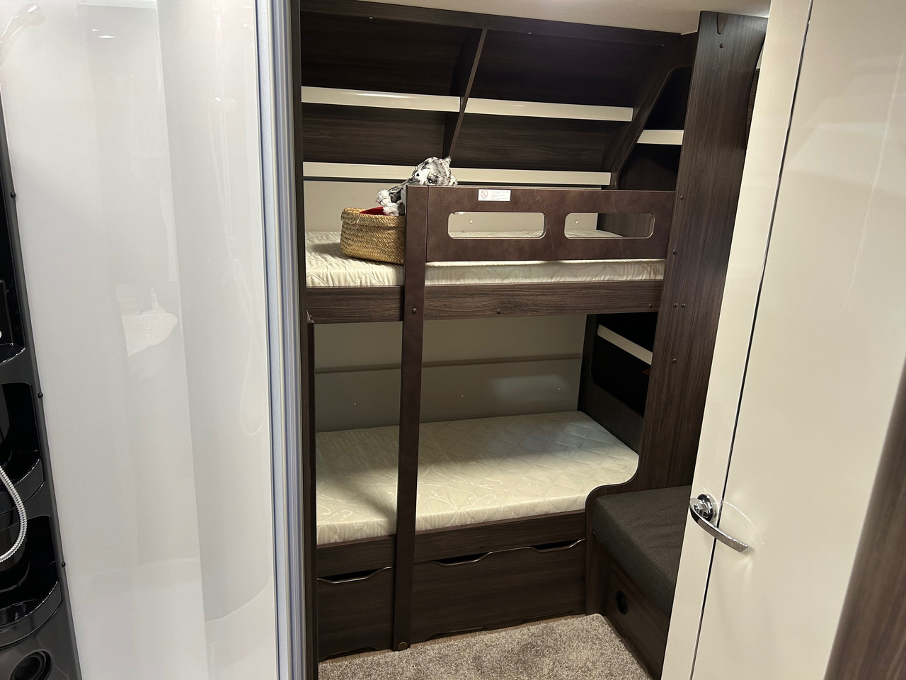 Hobby PRESTIGE 720 KWFU - Caravan: afbeelding 3 Hobby PRESTIGE 720 KWFU - Caravan: afbeelding 3