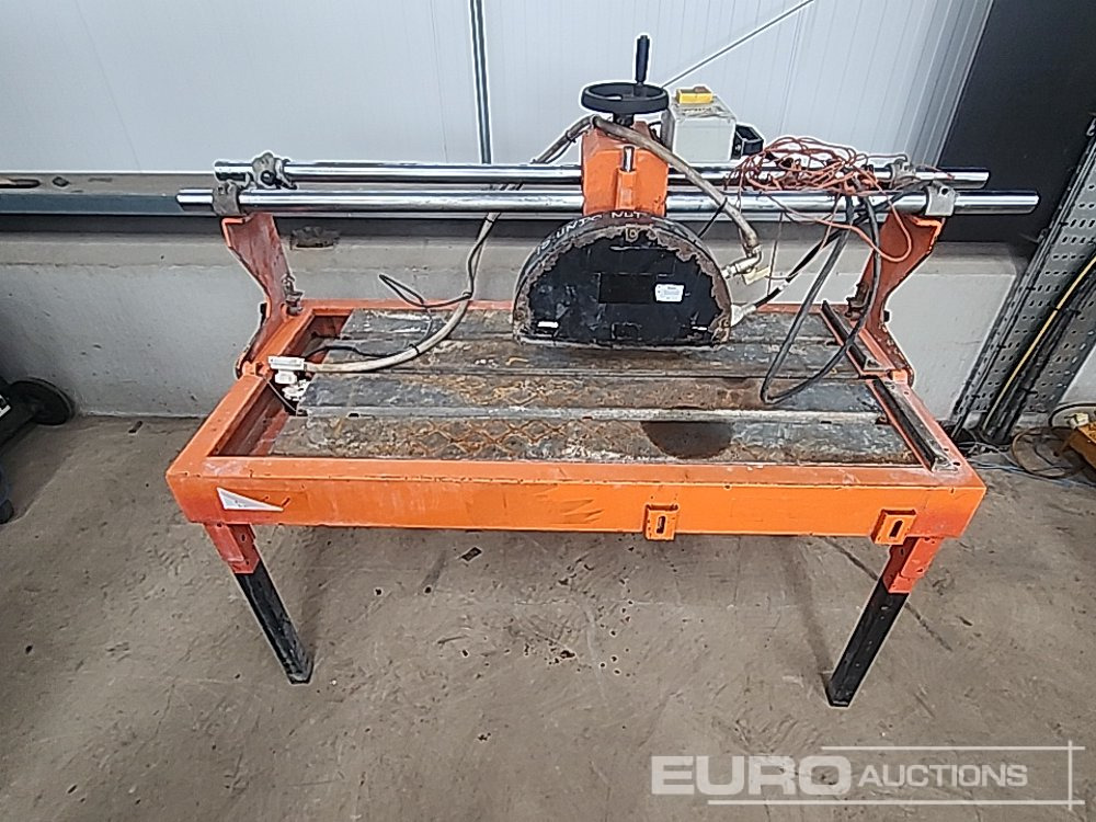 110 Volt Stone Bench Saw - Bouwmaterieel: afbeelding 2 110 Volt Stone Bench Saw - Bouwmaterieel: afbeelding 2