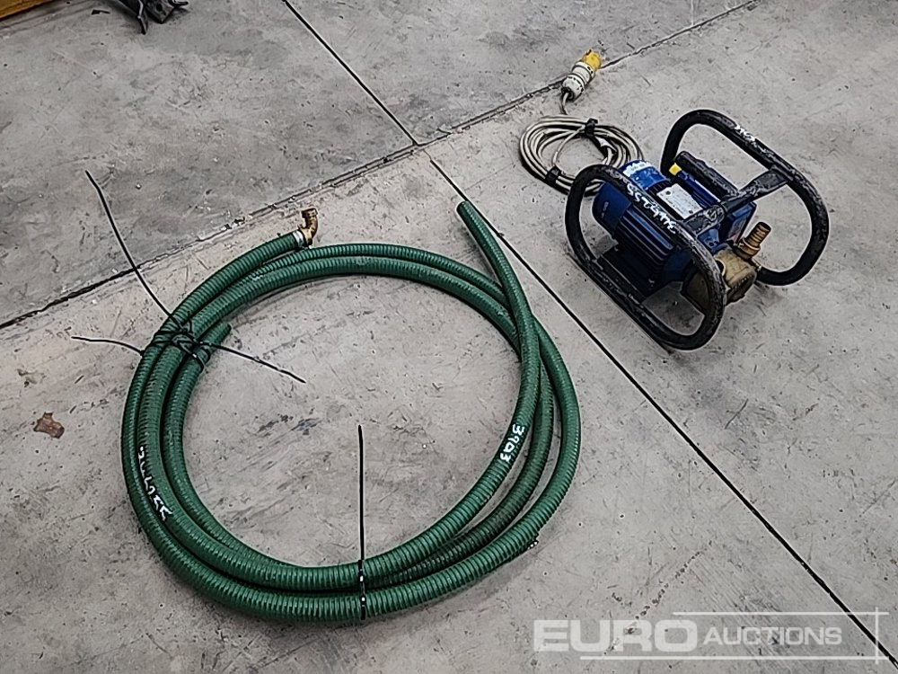 110 Volt Transfer Pump, Hoses - Bouwmaterieel: afbeelding 3 110 Volt Transfer Pump, Hoses - Bouwmaterieel: afbeelding 3